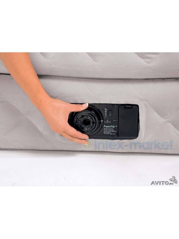 Надувная кровать со встроенным насосом 152х203х51 см, Queen, Intex 66962