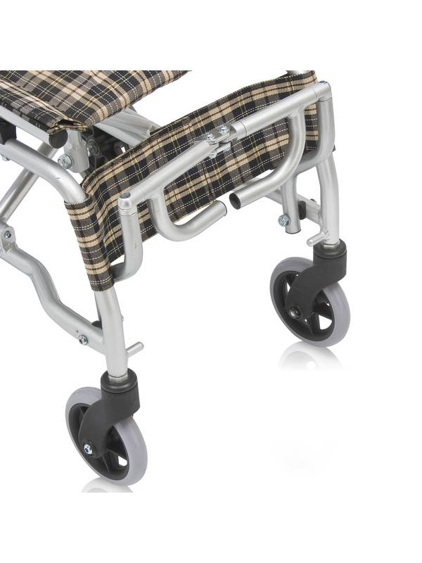 Кресло-каталка для инвалидов Armed FS804LABJ