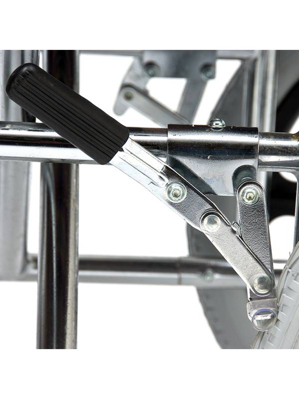 Кресло-каталка для инвалидов Armed FS212BCEG