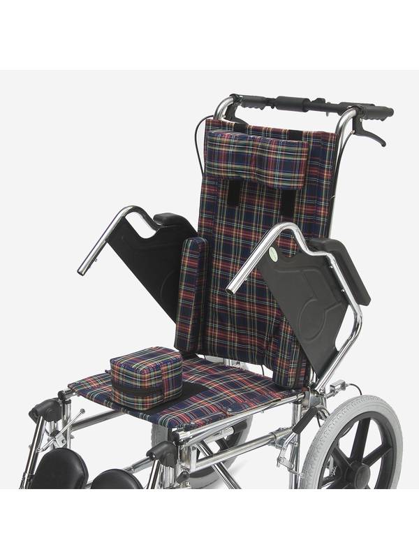 Кресло-каталка для инвалидов Armed FS212BCEG