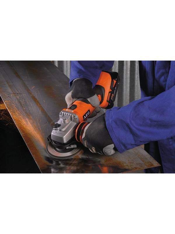 Углошлифмашина аккумуляторная AEG BEWS 18-125 X LI-402C