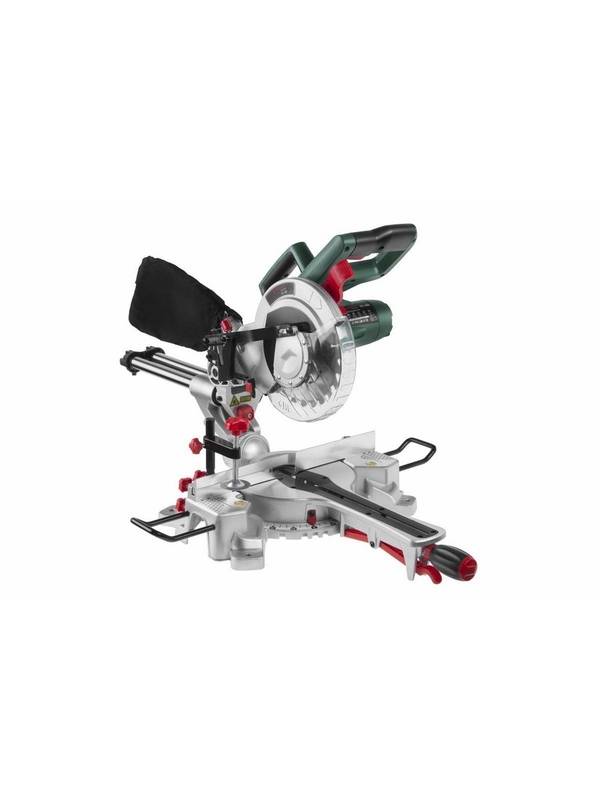 Пила торцовочная Hammer Flex STL1400/210PL