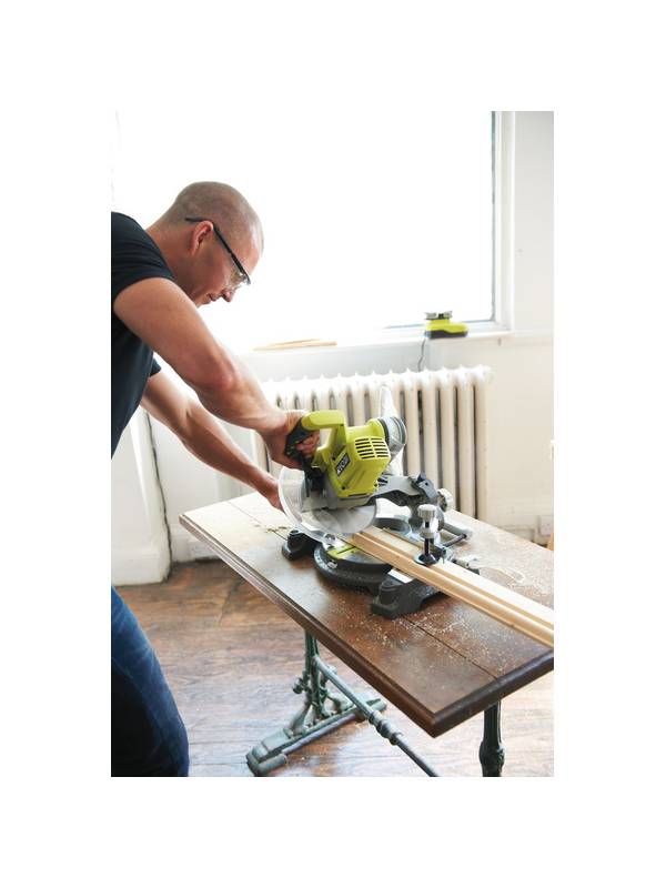 ONE + / Торцовочная пила RYOBI EMS190DCL (без батареи)