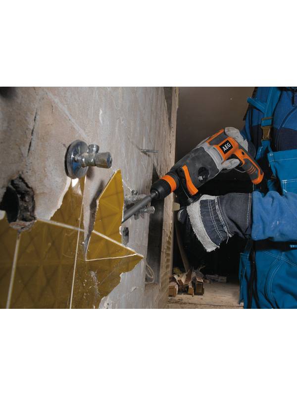 Перфоратор AEG KH 28 Super XE трехрежимный SDS +