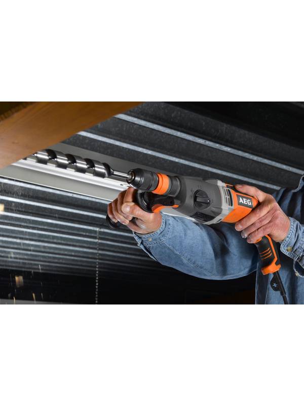 Перфоратор AEG KH 28 Super XE трехрежимный SDS +