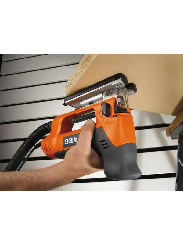 Лобзик AEG ST 800 XE