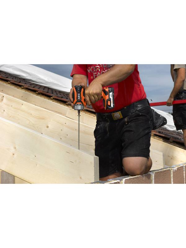 Дрель-шуруповерт аккумуляторная AEG BS18C2XLI-202C