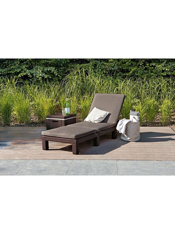 Шезлонг, лежак пластиковый KETER Daytona, коричневый