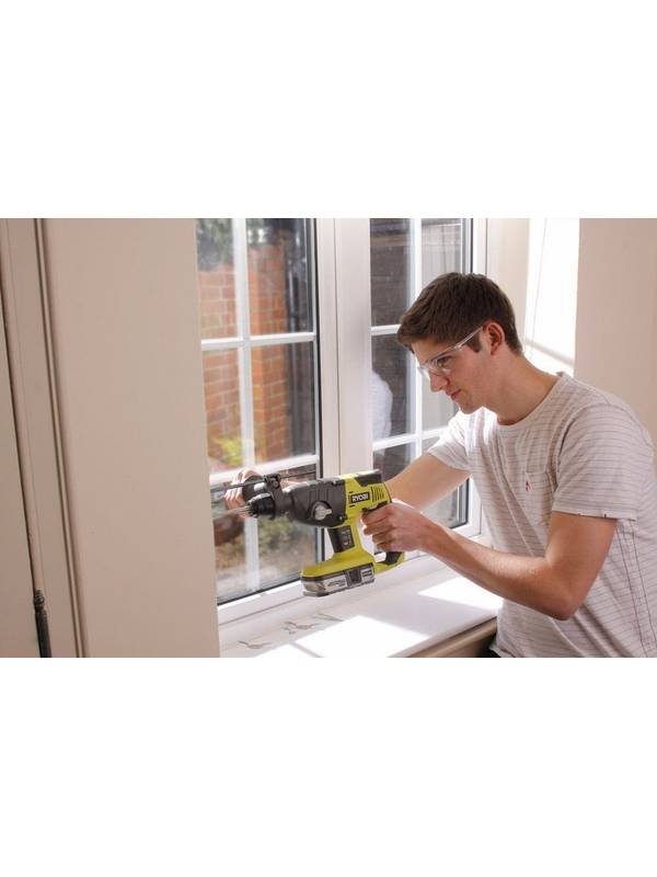 ONE+ / Перфоратор (без аккумулятора) Ryobi CRH 1801 M