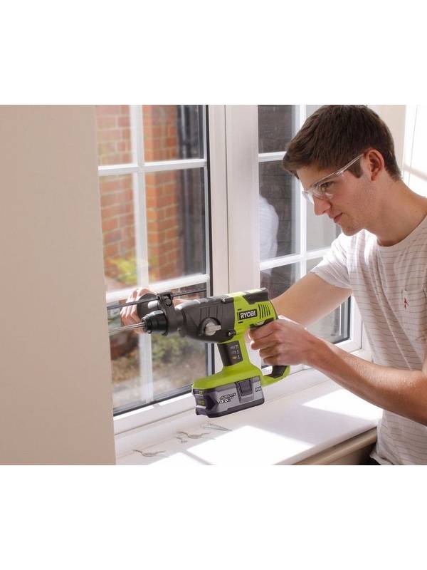 ONE+ / Перфоратор (без аккумулятора) Ryobi CRH 1801 M