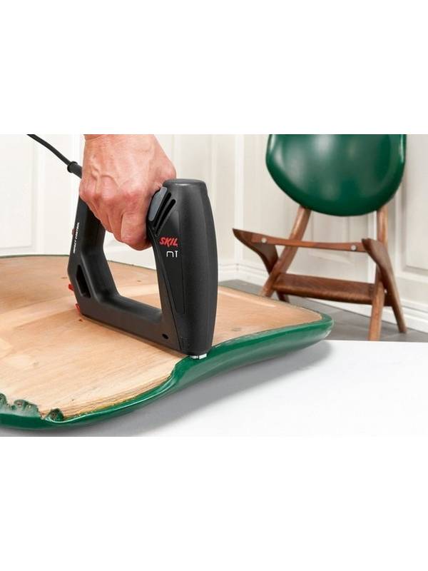 Степлер сетевой Skil 8200 LA