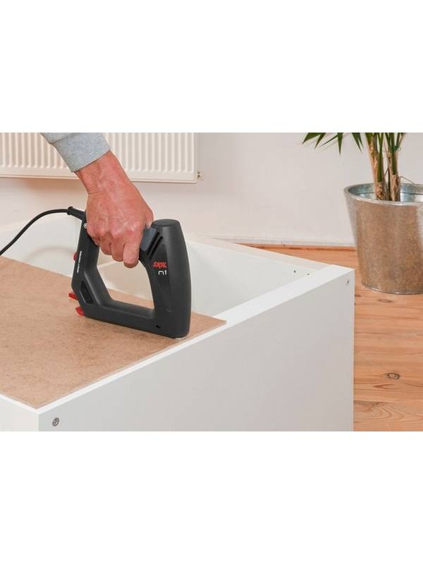 Степлер сетевой Skil 8200 LA