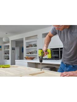 ONE + / Ударная дрель-шуруповерт RYOBI R18PD2-113S