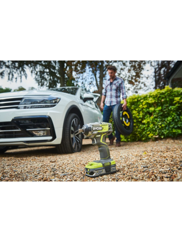 ONE + / Аккумуляторный ударный гайковерт RYOBI R18IW7-0 (без батареи)