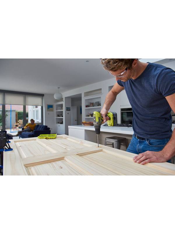 ONE + / Дрель-шуруповерт RYOBI R18DD3-252S