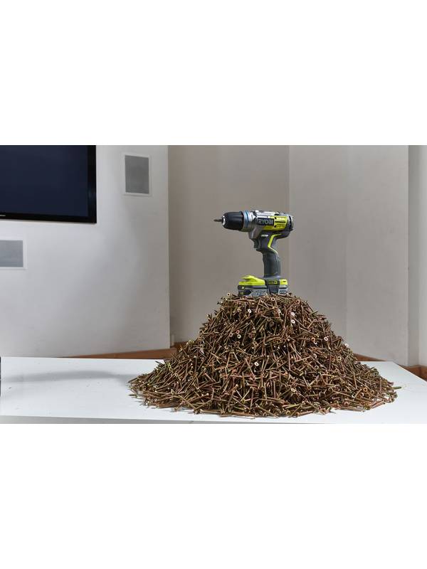 ONE + / Ударная дрель-шуруповерт RYOBI R18PDBL-252S