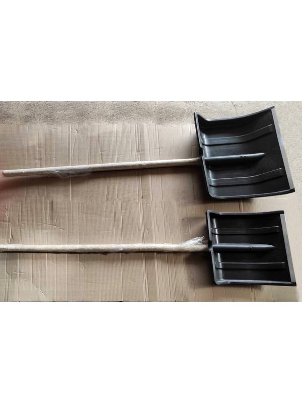 Лопата снегоуборочная (Усадьба) с черенком (ширина 430 мм)