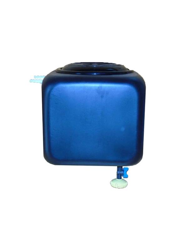 Бак для душа "Альтернатива" 100 л (чёрный) с металлическим шаровым краном , уровень воды