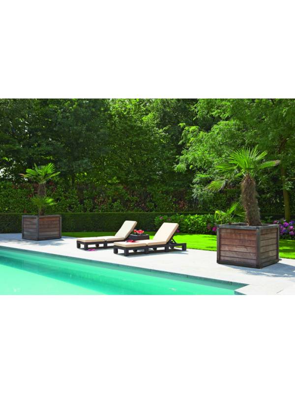 Шезлонг, лежак пластиковый Keter Daytona